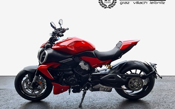 Gebrauchtmotorrad Ducati Diavel V4 - Bild 2