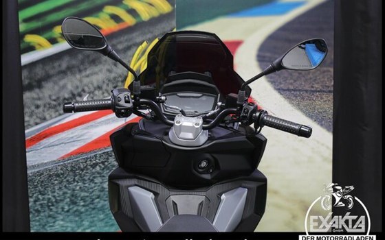 Neufahrzeug Aprilia SR GT 200 - Bild 10