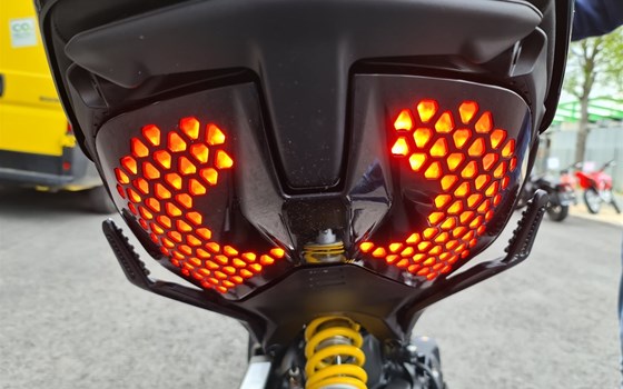 Gebrauchtmotorrad Ducati Diavel V4 - Bild 5