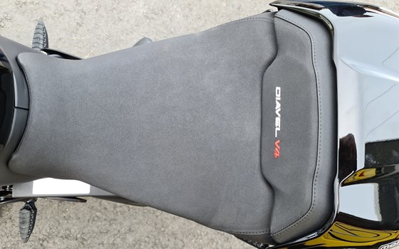 Gebrauchtmotorrad Ducati Diavel V4 - Bild 7