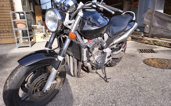 Gebrauchtmotorrad Honda CB 900 F Hornet - Bild 3