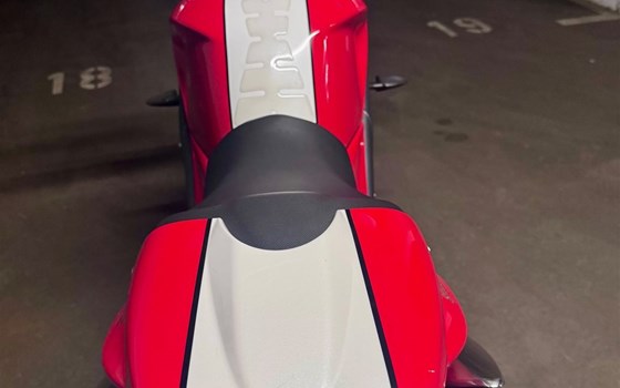 Gebrauchtmotorrad Triumph Speed Triple 1050 - Bild 10