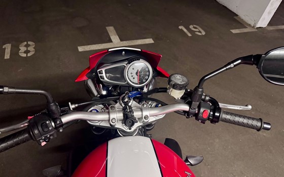 Gebrauchtmotorrad Triumph Speed Triple 1050 - Bild 12
