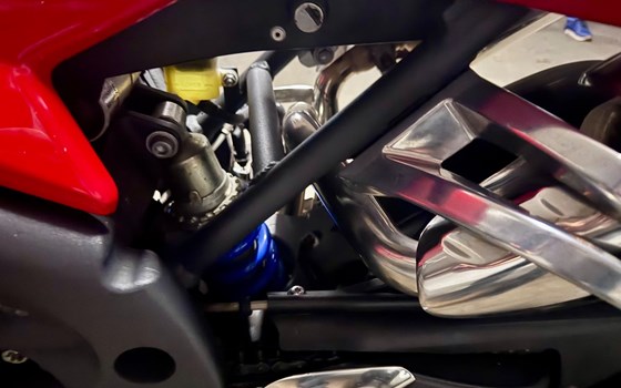 Gebrauchtmotorrad Triumph Speed Triple 1050 - Bild 16