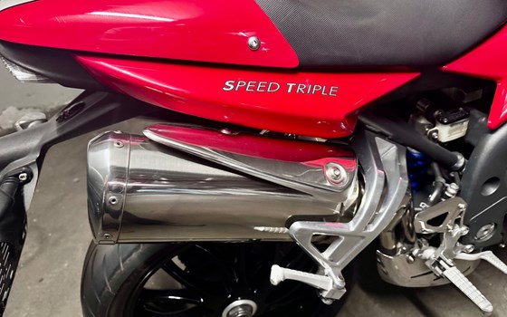 Gebrauchtmotorrad Triumph Speed Triple 1050 - Bild 20
