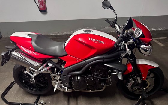 Gebrauchtmotorrad Triumph Speed Triple 1050 - Bild 6
