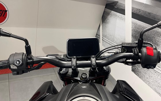 Neufahrzeug Honda CB125R - Bild 9