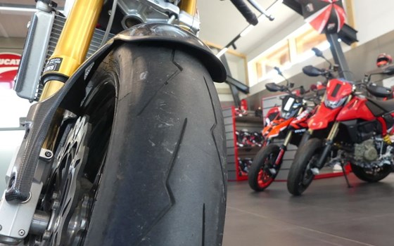 Gebrauchtmotorrad Ducati Monster S4RS - Bild 12
