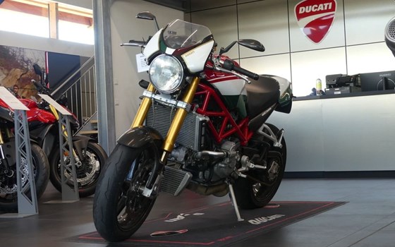 Gebrauchtmotorrad Ducati Monster S4RS - Bild 2