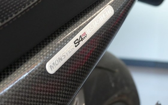 Gebrauchtmotorrad Ducati Monster S4RS - Bild 5