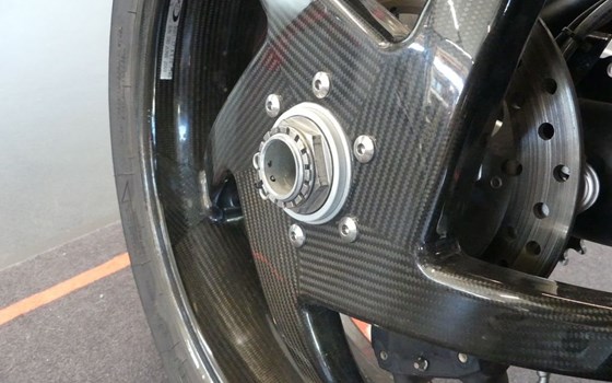 Gebrauchtmotorrad Ducati Monster S4RS - Bild 8