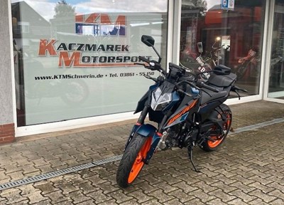 GEBRAUCHTFAHRZEUG KTM 125 Duke