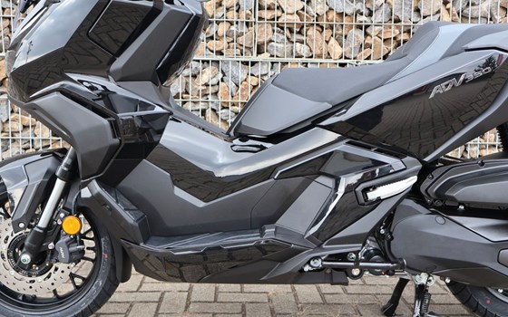 Gebrauchtmotorrad Honda ADV350 - Bild 3