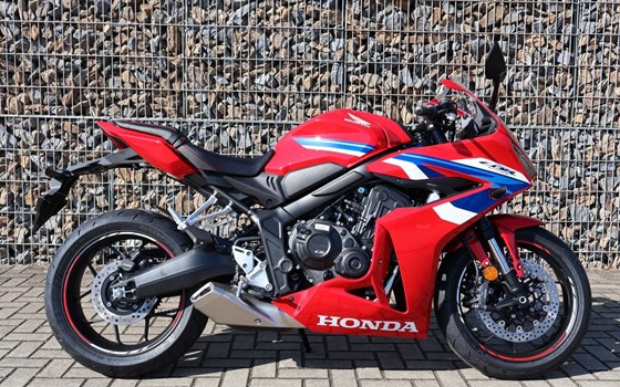 Gebrauchtmotorrad Honda CBR650R E-Clutch - Bild 11