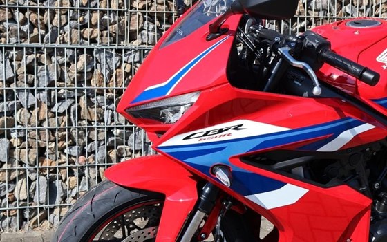 Gebrauchtmotorrad Honda CBR650R E-Clutch - Bild 2