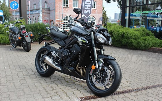 Gebrauchtmotorrad Triumph Street Triple 765 RS - Bild 2