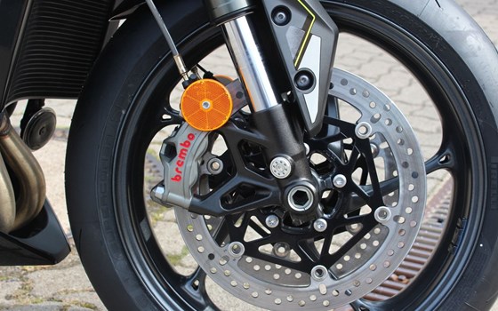 Gebrauchtmotorrad Triumph Street Triple 765 RS - Bild 9