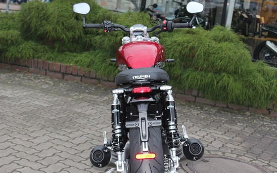 Gebrauchtmotorrad Triumph Speed Twin 1200 - Bild 7