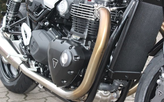 Gebrauchtmotorrad Triumph Speed Twin 1200 - Bild 9