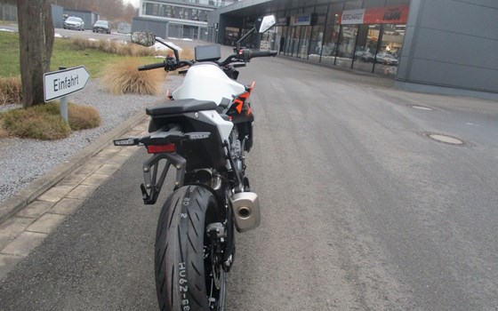 Neufahrzeug KTM 990 Duke - Bild 8