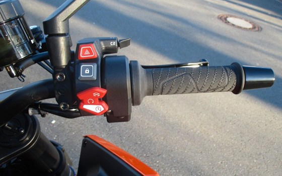 Neufahrzeug KTM 1390 Super Duke R EVO - Bild 10