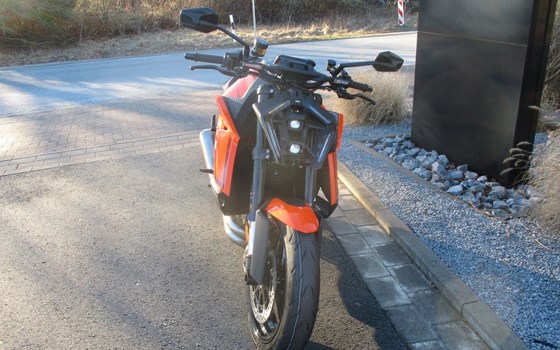 Neufahrzeug KTM 1390 Super Duke R EVO - Bild 3