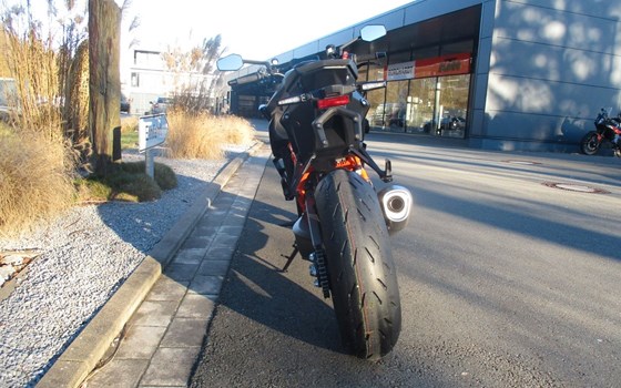 Neufahrzeug KTM 1390 Super Duke R EVO - Bild 8