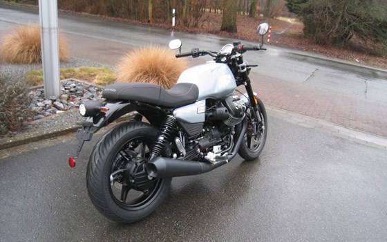 Neufahrzeug Moto Guzzi V7 Sport - Bild 8