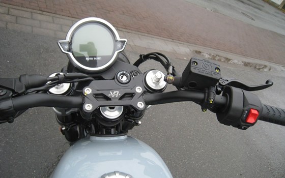 Neufahrzeug Moto Guzzi V7 Sport - Bild 9