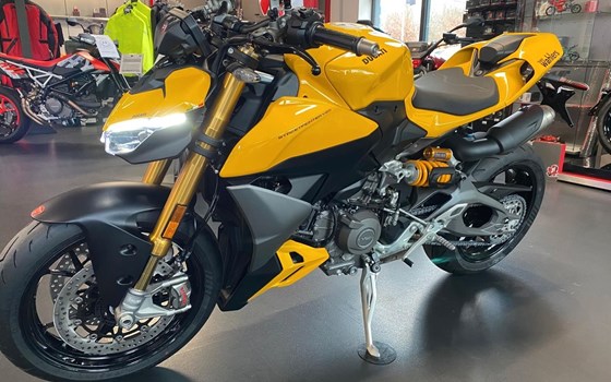 Neufahrzeug Ducati Streetfighter V2 S - Bild 12