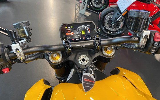 Neufahrzeug Ducati Streetfighter V2 S - Bild 6