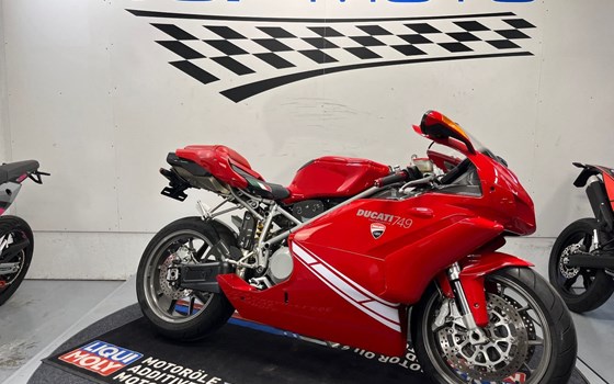 Gebrauchtmotorrad Ducati 749 - Bild 1