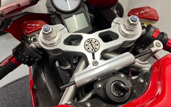 Gebrauchtmotorrad Ducati 749 - Bild 5