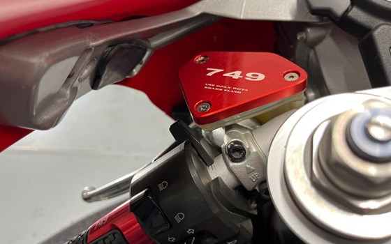 Gebrauchtmotorrad Ducati 749 - Bild 6