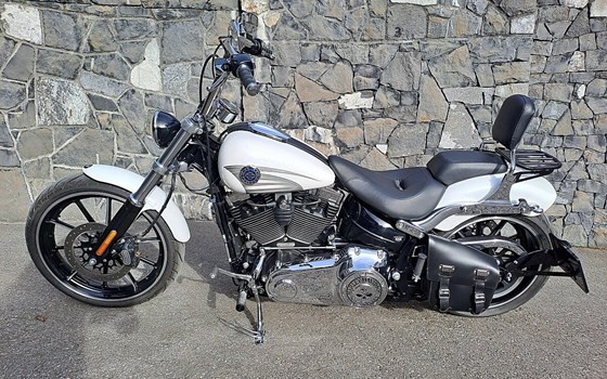 Gebrauchtmotorrad Harley-Davidson Softail Breakout FXSB - Bild 4