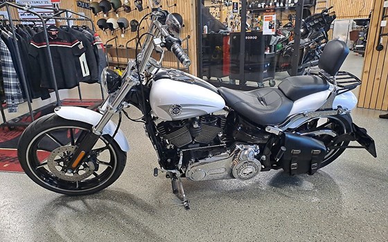 Gebrauchtmotorrad Harley-Davidson Softail Breakout FXSB - Bild 5