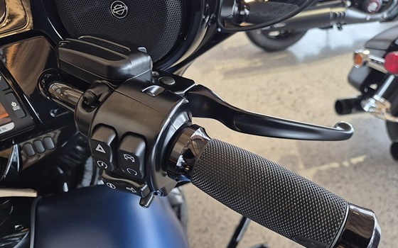 Gebrauchtmotorrad Harley-Davidson Street Glide FLHX - Bild 7