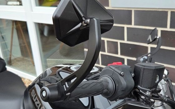 Gebrauchtmotorrad Suzuki GSX-S1000 - Bild 11