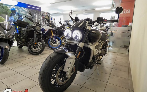 Gebrauchtmotorrad Triumph Rocket III - Bild 12