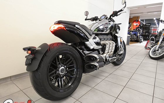 Gebrauchtmotorrad Triumph Rocket III - Bild 4