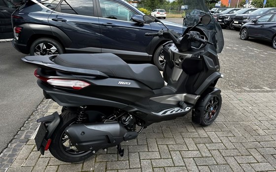 Neufahrzeug Piaggio MP3 530 HPE Exclusive - Bild 3