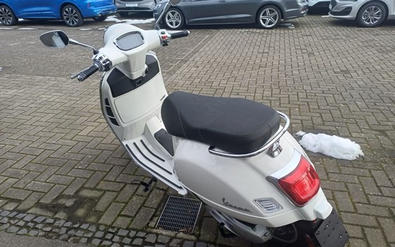 Neufahrzeug Vespa GTS 125 Supertech iGET - Bild 6
