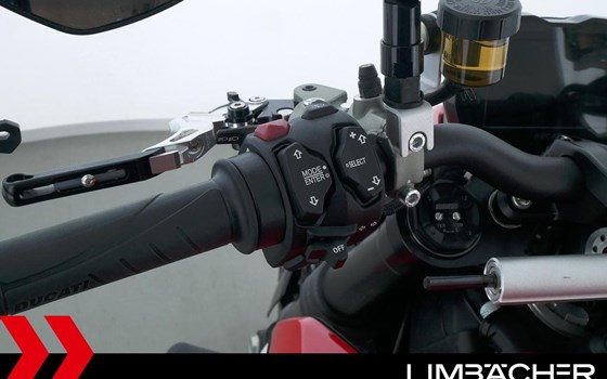 Gebrauchtmotorrad Ducati Streetfighter V4 - Bild 20