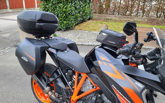 Gebrauchtmotorrad KTM 1290 Super Duke GT - Bild 11