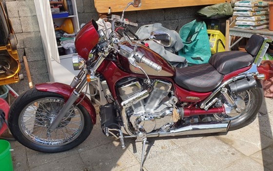 Gebrauchtmotorrad Suzuki Intruder VS 1400 - Bild 1