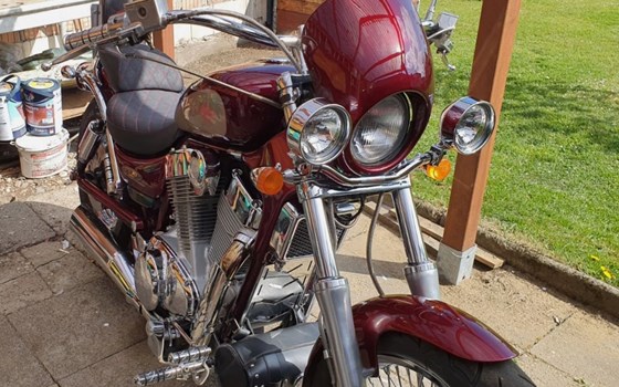 Gebrauchtmotorrad Suzuki Intruder VS 1400 - Bild 4