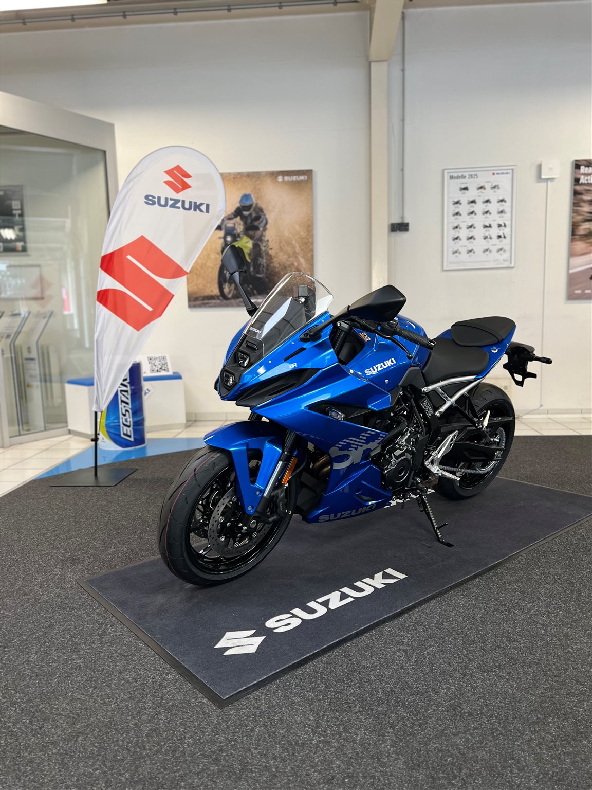 Suzuki GSX-8R