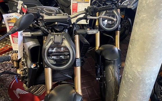 Neufahrzeug Honda CB650R E-Clutch - Bild 2