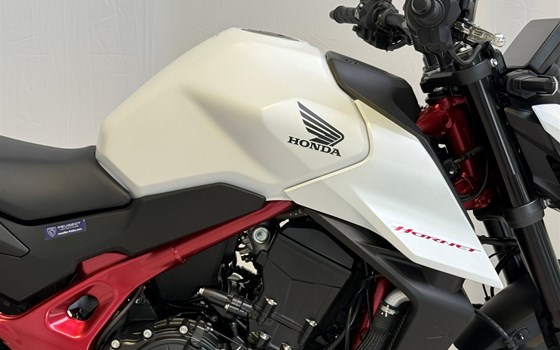 Gebrauchtmotorrad Honda CB750 Hornet - Bild 3