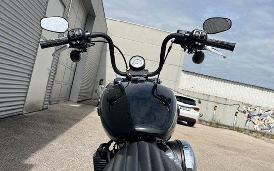 Gebrauchtmotorrad Harley-Davidson Softail Street Bob FXBB - Bild 11